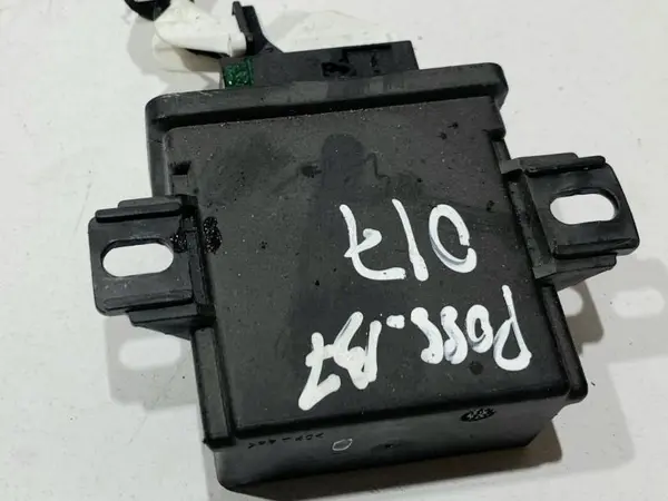 Calculator lumini / modul xenon 5M0907357E Volkswagen Passat B6 3C (2005-2010)