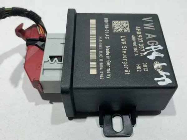 Calculator lumini xenon 4H0907357A Audi A8 (2009-2017) [4H] D4