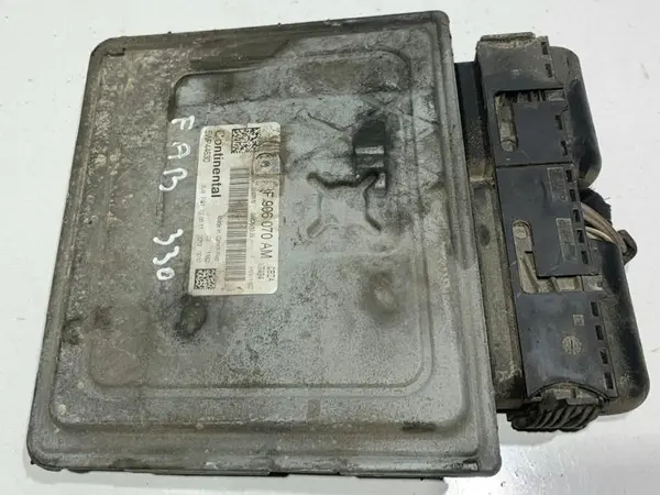 Calculator motor ecu 03F906070AM Skoda Fabia 2 (2006-2010) 1.2 tsi CBZA