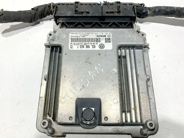 Calculator motor ecu 03L906022T Volkswagen Passat B7 (2010-2014) 2.0 tdi CBAB