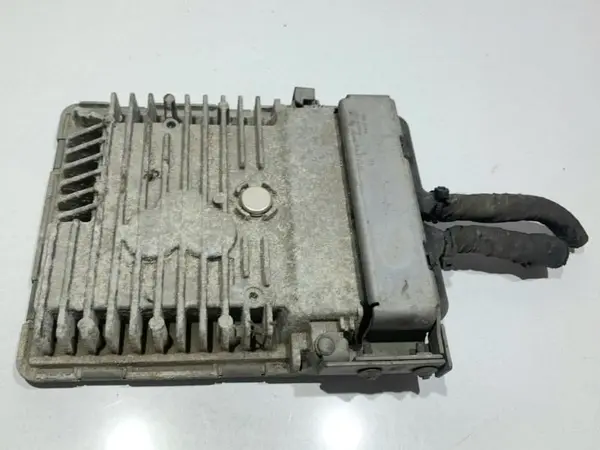 Calculator motor ecu 03L906023ML Volkswagen Golf 6 (2008-2013) 1.6 tdi CAYC