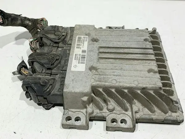 Calculator motor ecu 237104833R Renault Scenic 3 (2009-2011) 1.5 dci K9K (636)
