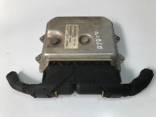 Calculator motor ecu 51872453 Fiat Doblo 2 (2009-2015) 1.3 multijet 263a2000