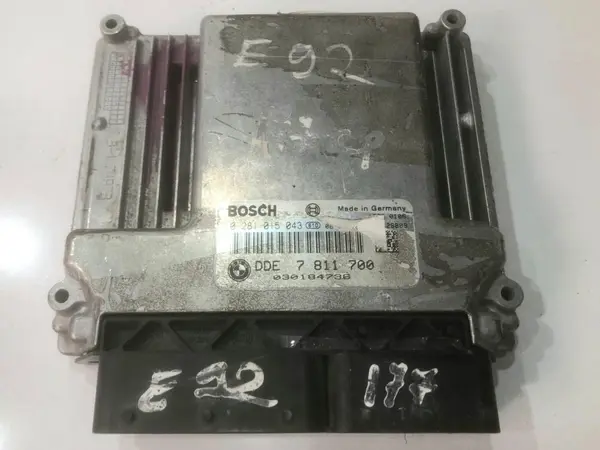 Calculator motor ecu 7811700 BMW Seria 3 (2005-2012) [E91] 2.0d N47 177 cp
