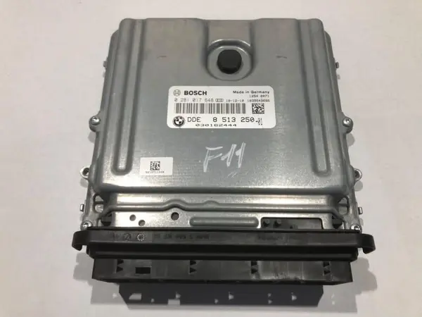 Calculator motor ecu 8513250 BMW Seria 5 (2010-2017) [F11] 2.0d