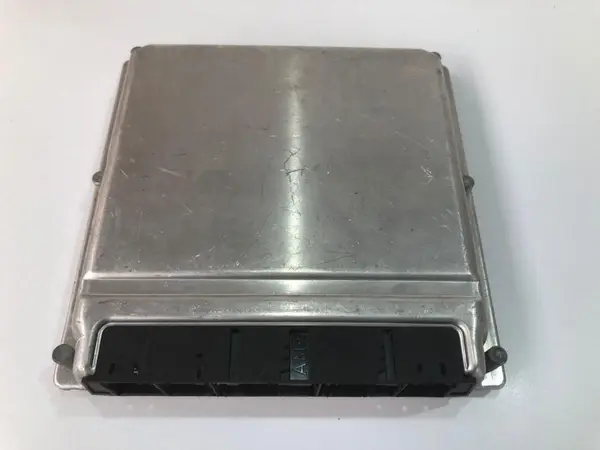 Calculator motor ecu a6121536679 Mercedes C-Class (2001-2007) [W203] 2.7 cdi