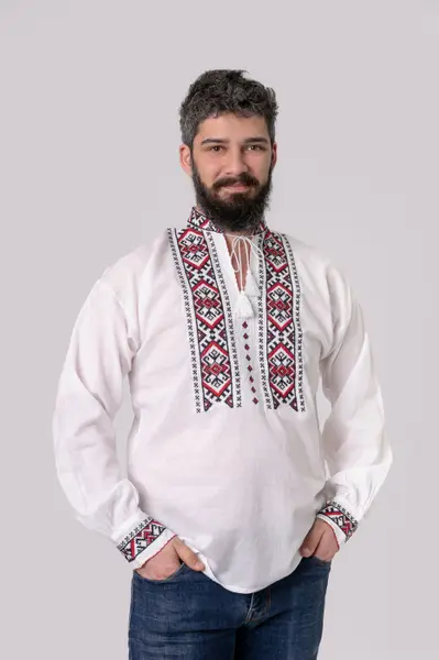 Camasa barbateasca traditionala alba cu motiv geometric rosu Carol 01