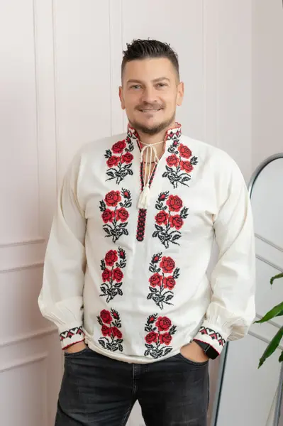 Camasa barbateasca traditionala crem cu motiv floral rosu Matias