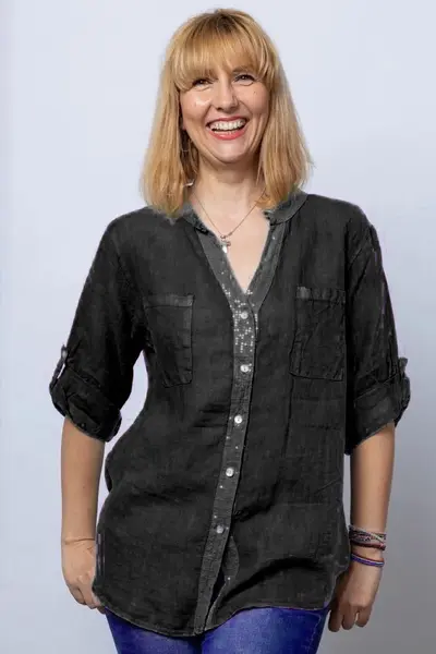 Camasa neagra din in cu paiete si dantela pe spate