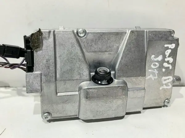 Camera video auto fata 3AA980654C Volkswagen Tiguan facelift (2011-2015)