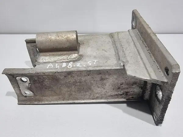 Cap lonjeron stanga fata 8K0807133B Seat Exeo (2008-2013)