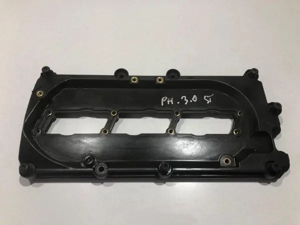 Capac culbutori dreapta 059103470r Audi A6 (2004-2011) [4F2, C6] 3.0 tdi CEXA
