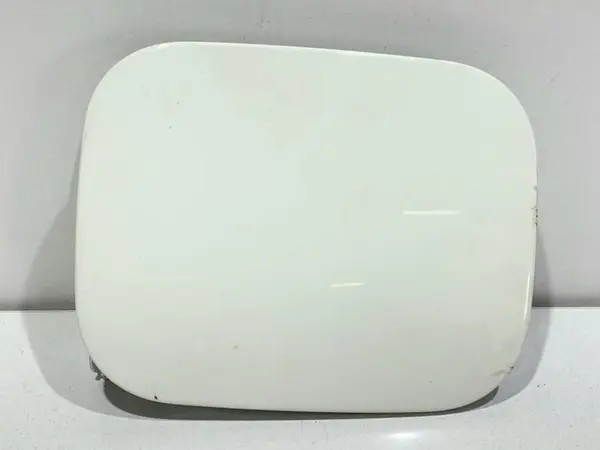 Capac / usa rezervor culoare alba - 326 Nissan Qashqai 2 (2013-2016) [J11]