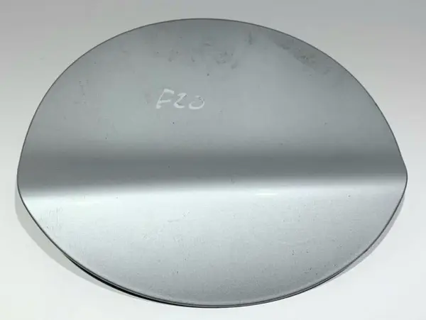 Capac / usa rezervor culoare glaciersilber metallic (a83) BMW Seria 1 (2010-2015) [F21]