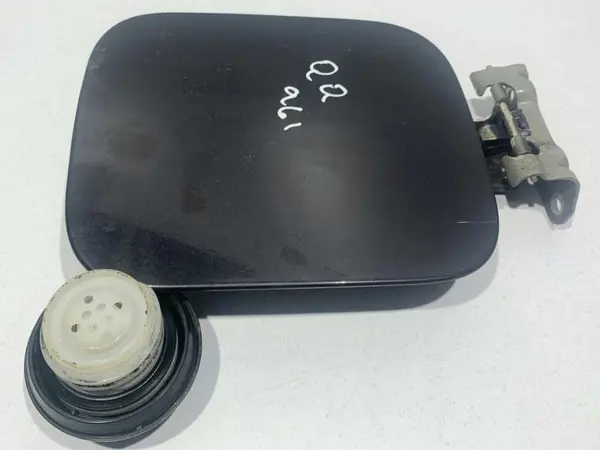 Capac / usa rezervor culoare negru - gab Nissan Qashqai plus 2 facelift (2010-2014) [J10]