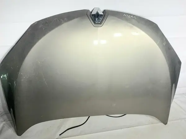 Capota motor (cu defect) culoare crem Renault Megane 3 facelift (2012-2016)