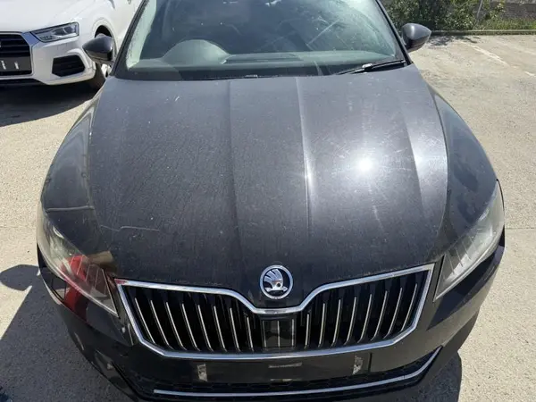 Capota motor culoare negru - lf9r Skoda Superb 3 (2015-2019)