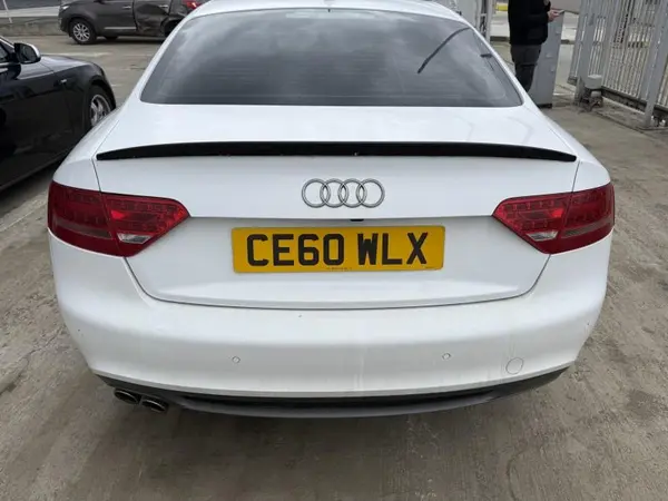 Capota portbagaj culoare alba - ly9c Audi A5 (2007-2011) [8T3]