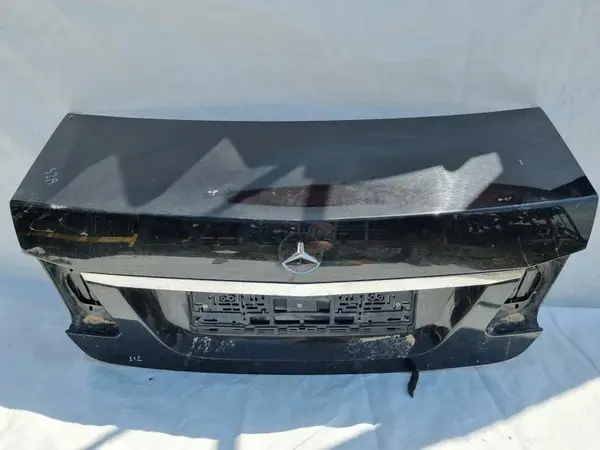 Capota portbagaj culoare negru obsidian - 197 Mercedes E-Class (2009->) [W212]