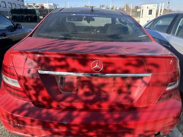 Capota portbagaj culoare rosie - 590 Mercedes C-class facelift (2011-2015) [w204]