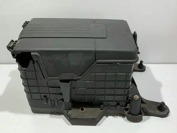 Carcasa baterie 1K0915333H Volkswagen Passat B7 (2010-2014) 2.0 tdi CFGC