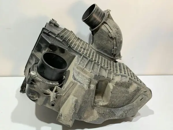 Carcasa filtru aer 165001258R Dacia Logan 2 (2012-2017) 0.9 TCE H4B 412