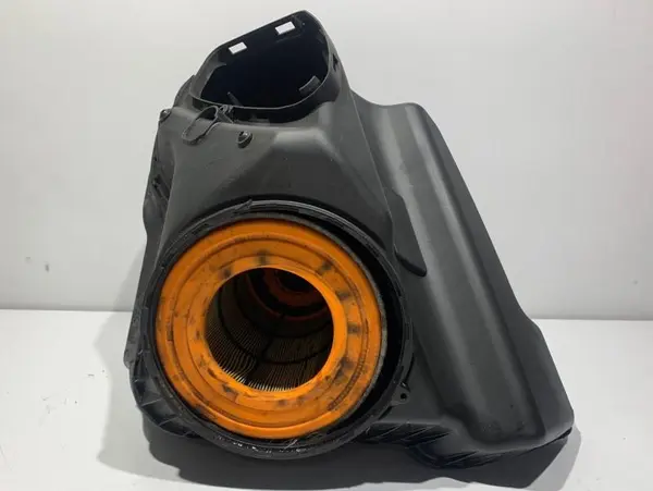 Carcasa filtru aer 4G0133843 Audi A6 (2010-2018) [4G2, C7] 3.0 tdi CDUC