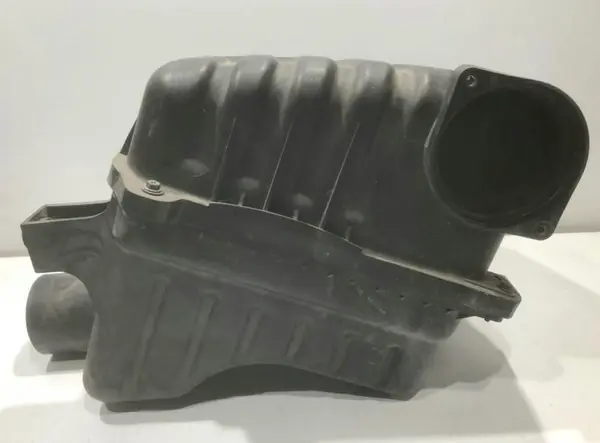Carcasa filtru aer 96628882 Chevrolet Captiva (2006-2010) [C100, C140] 3.2 benzina LU1 230 cp