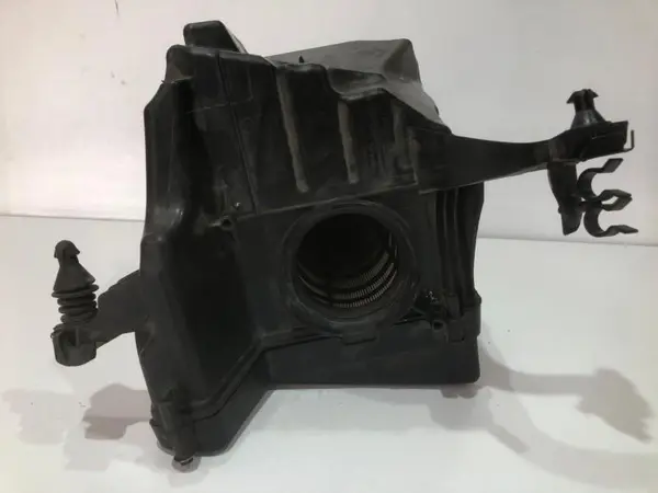 Carcasa filtru aer AV61-9600-BF Ford Focus 3 (2011-2015) 1.6 tdci T3DA