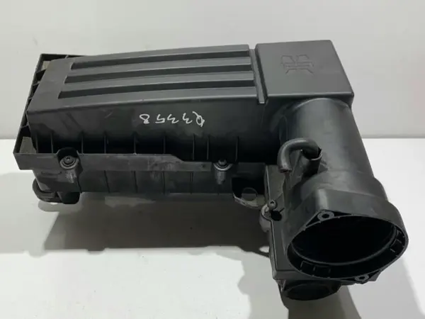 Carcasa filtru aer cu debitmetru 3C0129607BC Audi Q3 (2011-2017) [8U] 2.0 tdi CFHC; CFFB