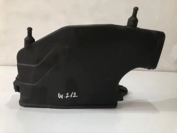 Carcasa filtru aer stanga a6420903101 Mercedes GLK Class (2008->) [X204] 350 cdi 642836