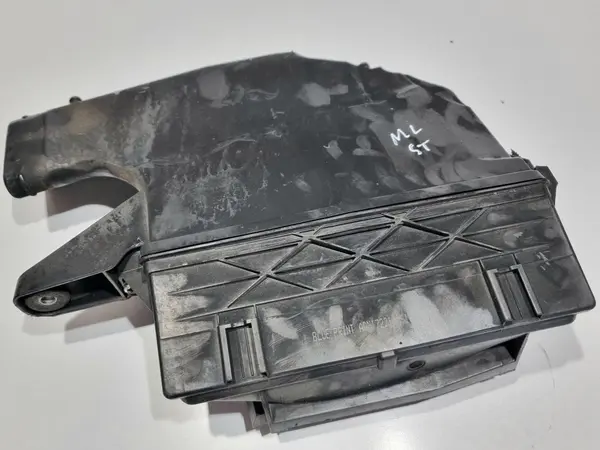 Carcasa filtru aer stanga A6420903301 Mercedes ML (2009-2011)[w164] facelift 350 cdi A642 820