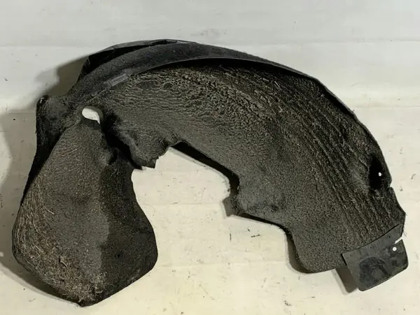 Carenaj roata dreapta spate Mercedes C-Class (2007-2010) [W204]