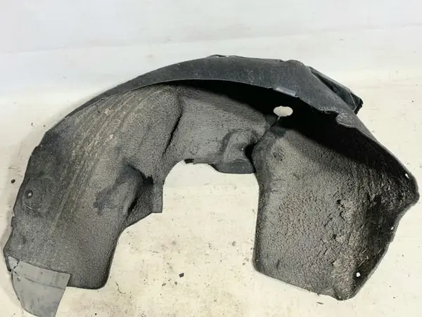 Carenaj roata stanga spate Mercedes C-Class (2007-2010) [W204]