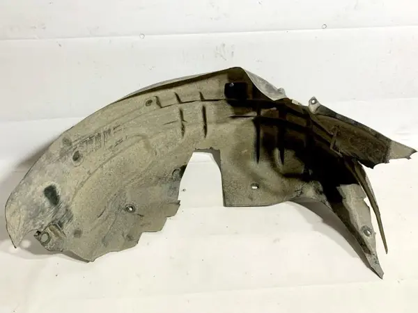 Carenaj roata stanga spate Renault Laguna 3 (2007-2010)