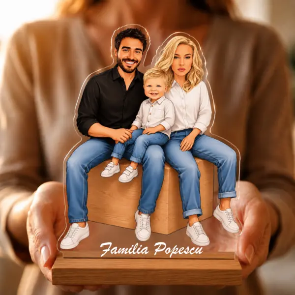 Caricatura Familie 3 personaje model B - Statueta Personalizata tip Trofeu