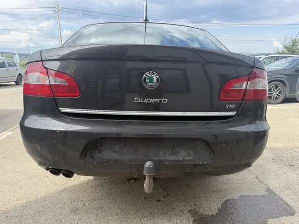 Carlig remorcare Skoda Superb 2 (2008-2013)