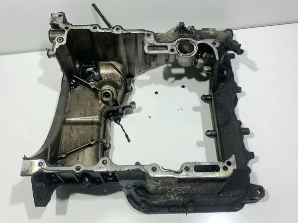 Carter motor / baie ulei superioara 059103601CC Audi Q7 facelift (2010-2015) [4L] 3.0 tdi CJGA