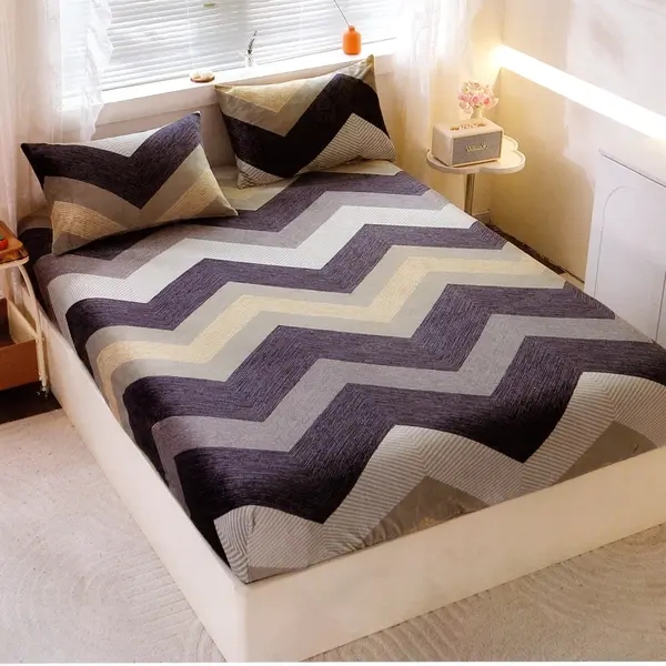 Cearsaf cu Elastic Cocolino 180x200cm si 2 fete de perna 50x70cm, Gri, Bej, Ziz-Zag