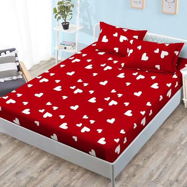 Cearsaf cu elastic, FINET, 180x200cm, 2 fete de perne 50x70cm, Rosu, inimioare