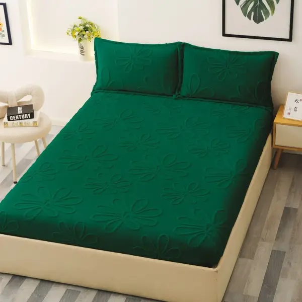 Cearsaf / Husa cu Elastic Cocolino 180x200cm si 2 fete de perna 50x70cm, Verde, flori embosate in relief