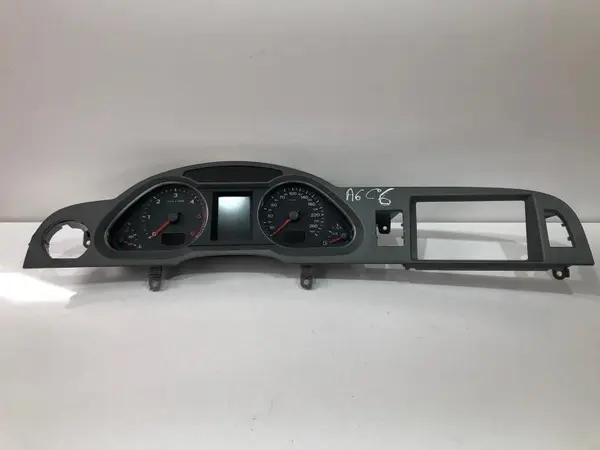 Ceas bord 4f0920931d Audi A6 (2004-2011) [4F2, C6]