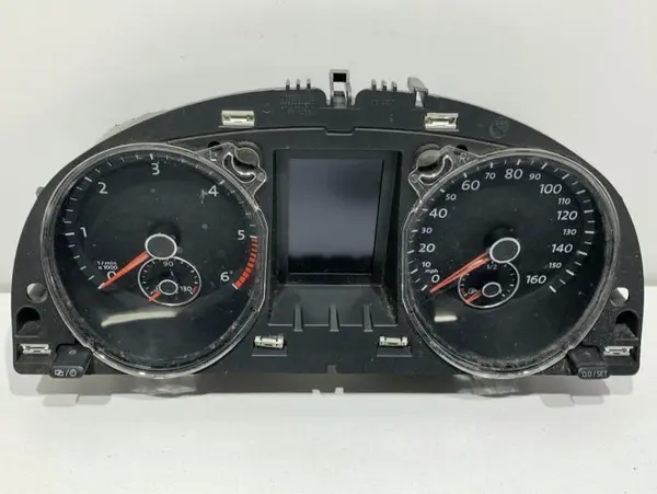 Ceasuri bord anglia 3AA920970N Volkswagen Passat B7 (2010-2014) 2.0 tdi CFFB