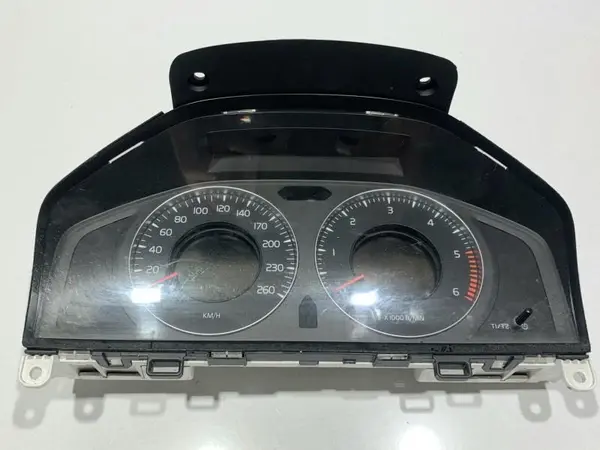 Ceasuri bord europa 31270899AA Volvo XC60 (2008-2013) 2.4 D D5244T14