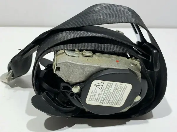 Centura de siguranta dreapta fata 5P0857706B Seat Toledo 3 (2004-2009)