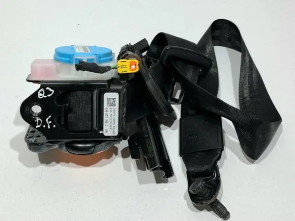 Centura de siguranta dreapta fata 8U0857706C Audi Q3 facelift (2014-2018)
