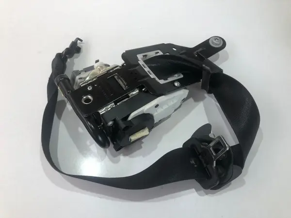Centura de siguranta dreapta fata a2048602286 Mercedes C-Class (2007-2010) [W204]