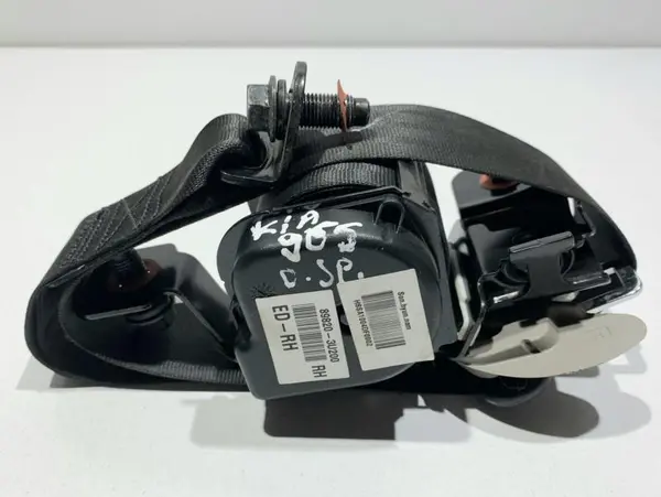 Centura de siguranta dreapta spate 89820-3U200 Kia Sportage (2010-2015)