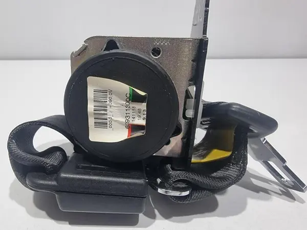 Centura de siguranta mijloc spate 73350-05051 Toyota Avensis facelift (2012-2015) [T27]