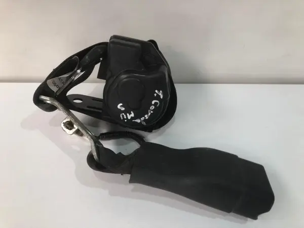 Centura de siguranta mijloc spate 73470-02390 Toyota Corolla (2012-2018)